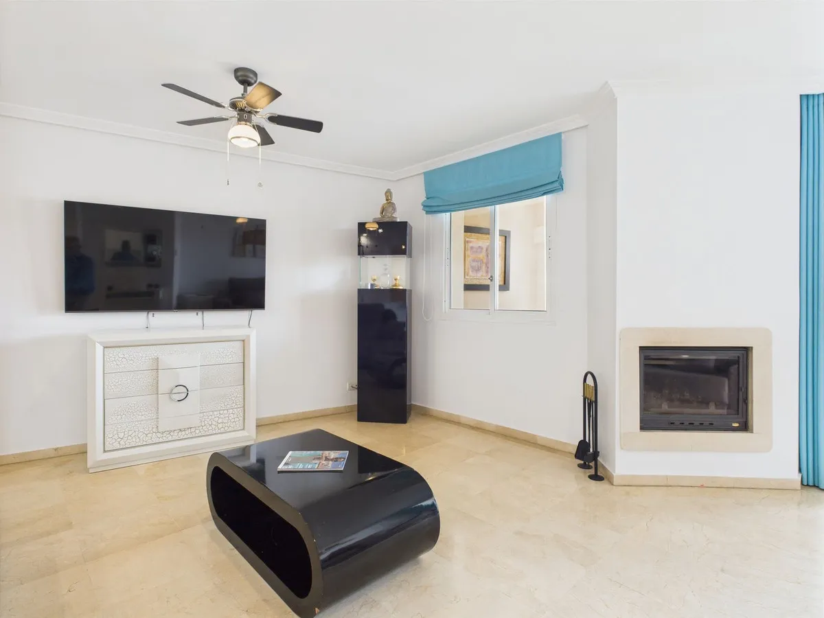 d2c8ab1d-9ef4-426c-9144-fcd9f39ab11a