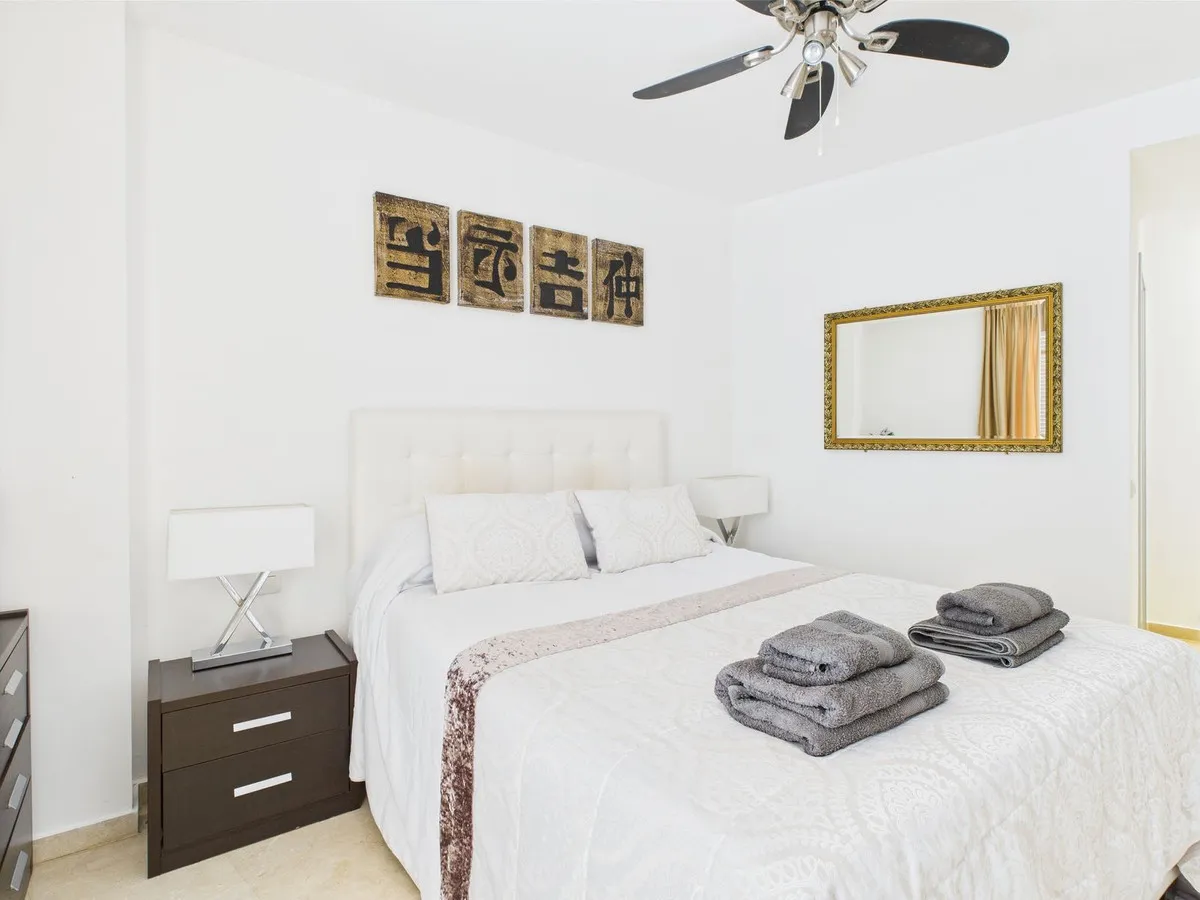 e4b75091-f708-4d89-bd48-65497b4c3da2