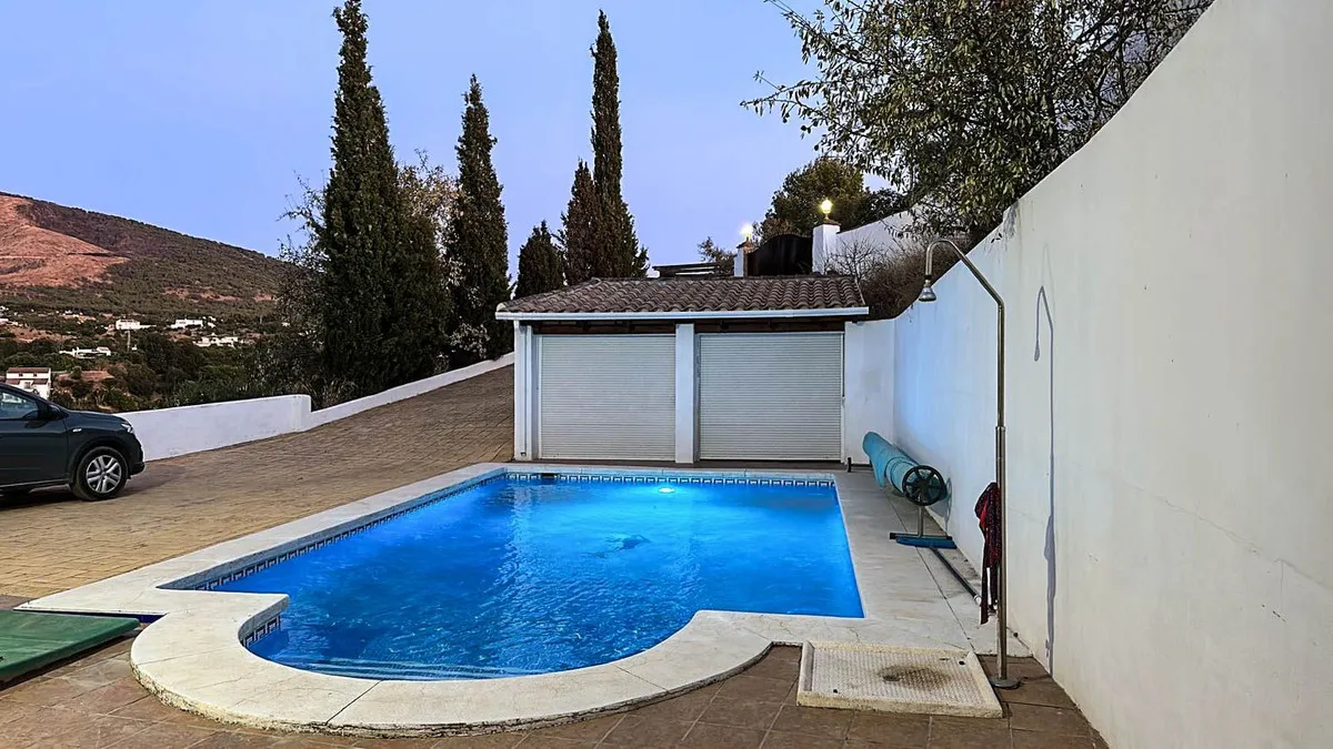 6ae9ceae-c75f-4a28-af0d-99f2d950fb0c