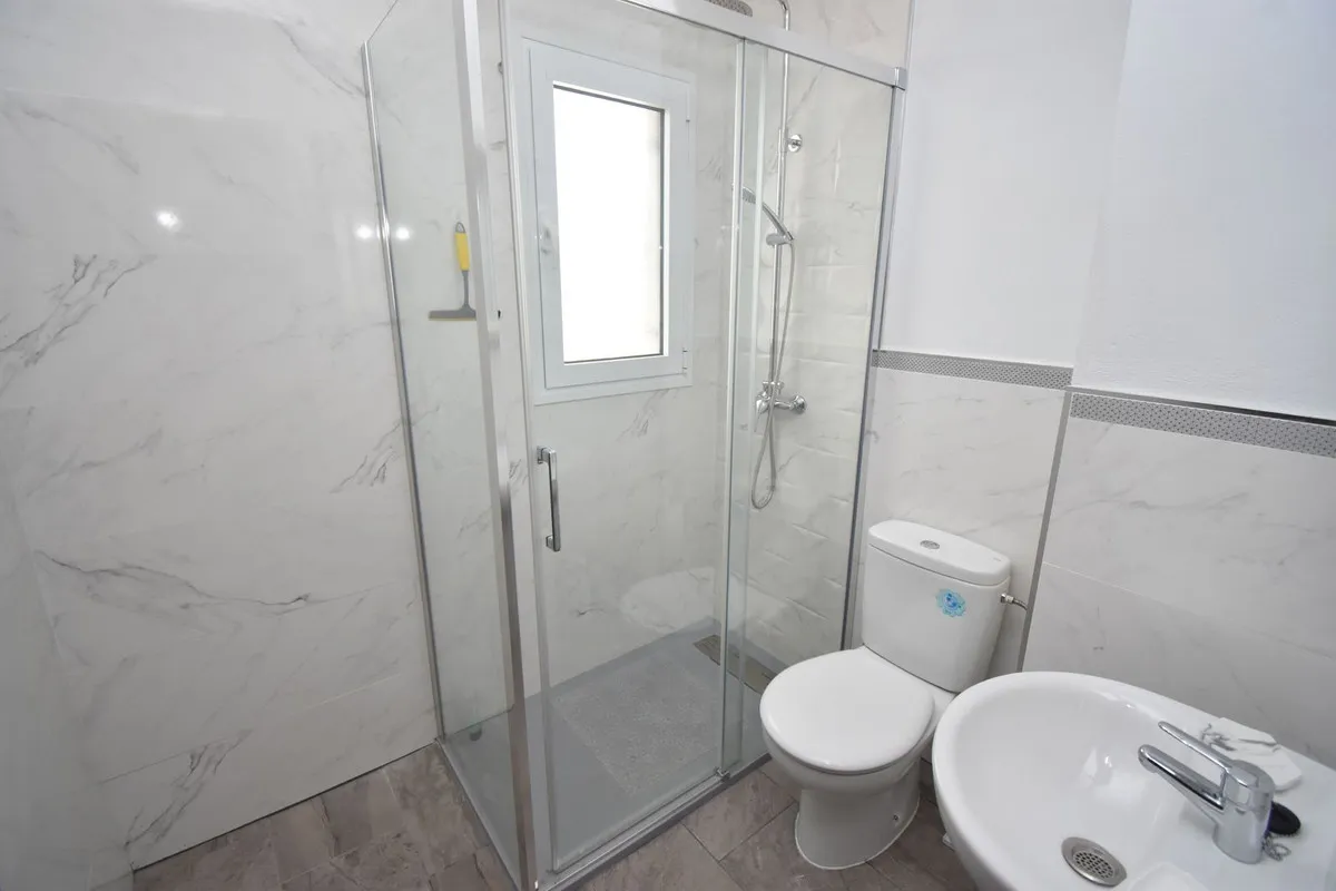 e0549ac1-bf8f-457a-b6a6-b04394c378db