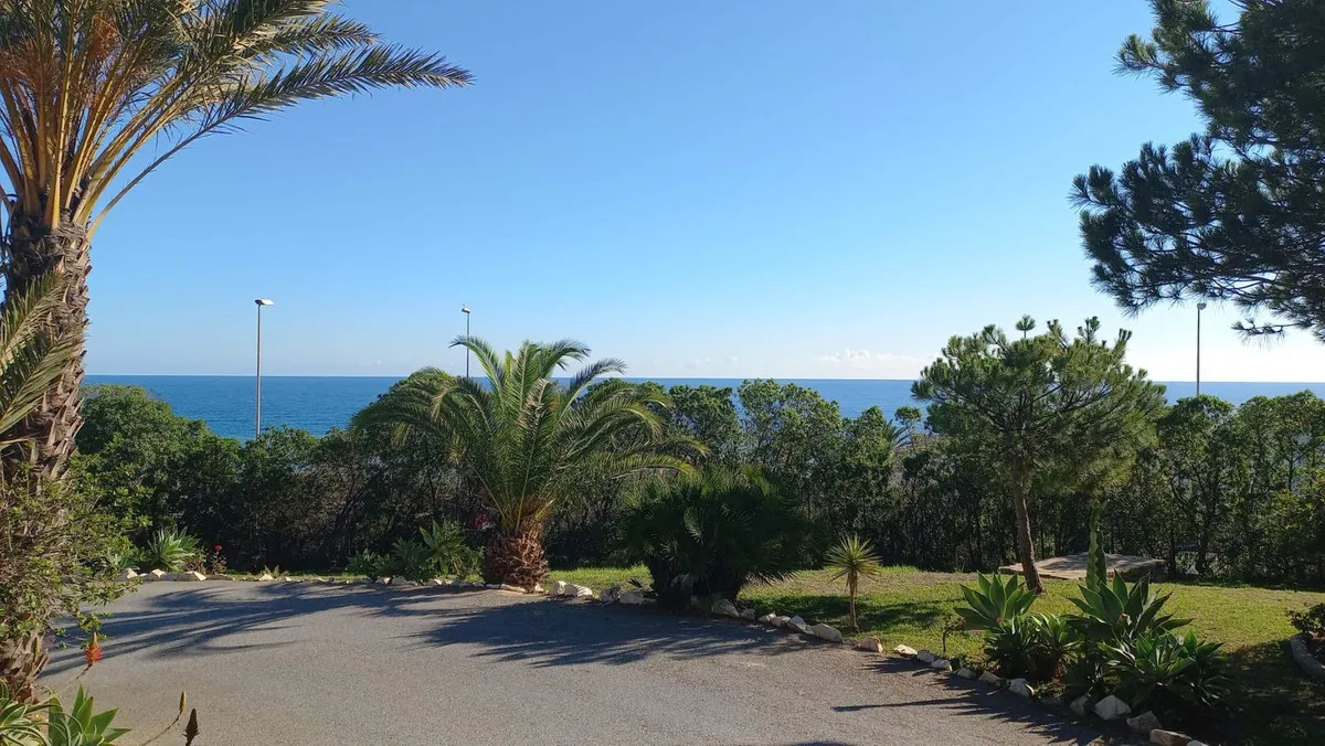 a2de8fa7-910e-406a-9295-1d8ccb36d29f