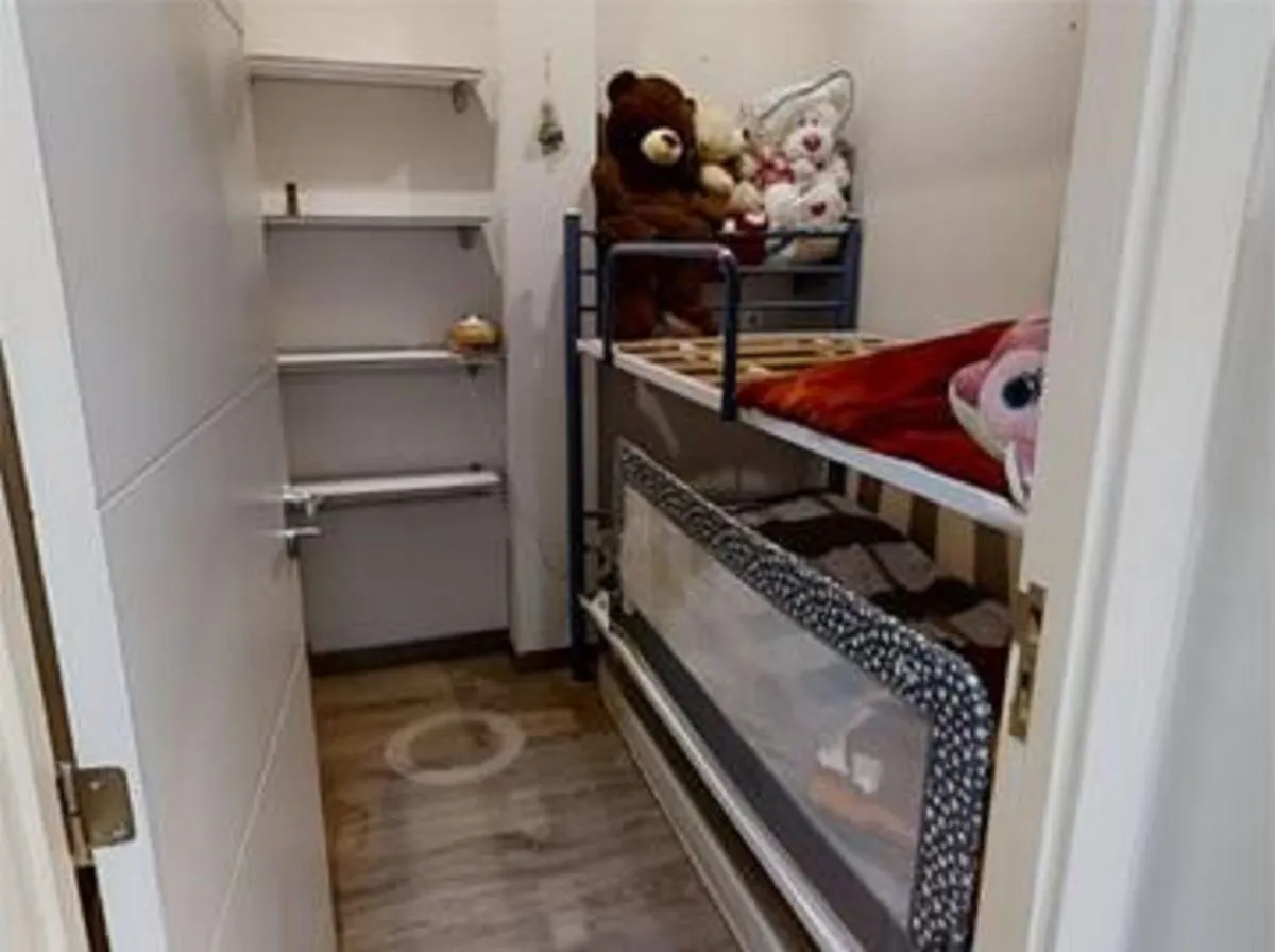 5b38707b-d07c-4d1d-9910-59a4464045de