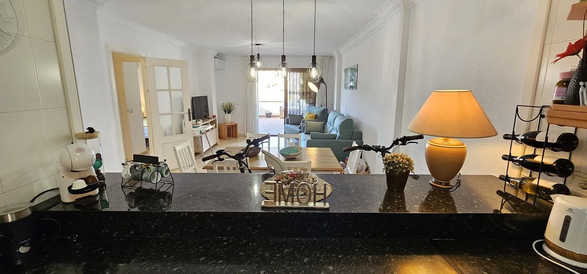 0e621bec-13fb-439c-9d47-2c002df32ddd