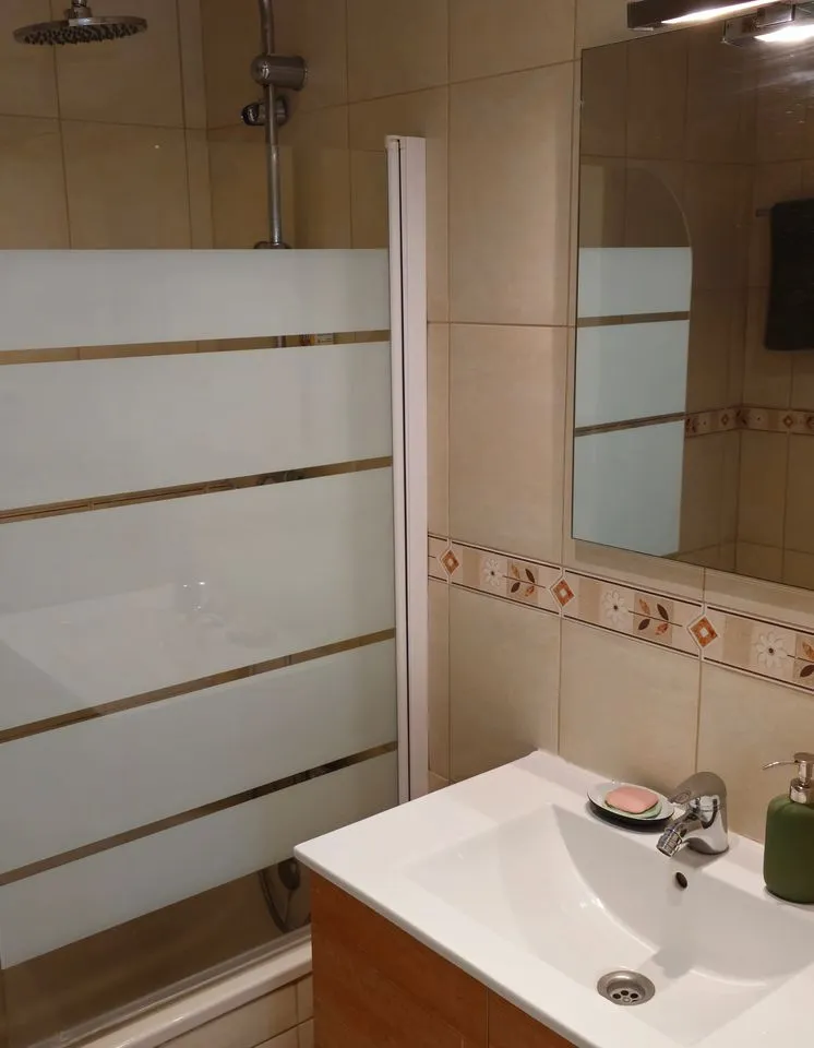 6ae074a6-989f-4d13-bd59-6aa582a56e02