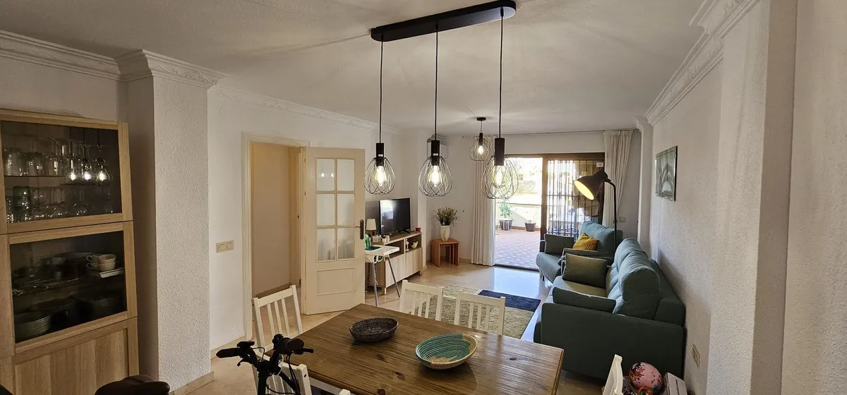 da6869ff-c3bd-4cb8-a996-774666a30214