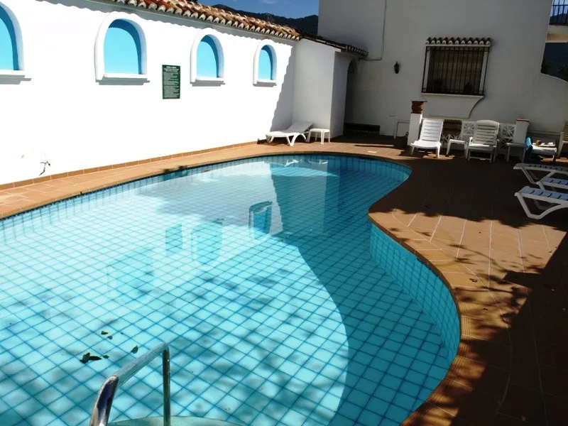 27eb2e32-2ee0-4261-a90e-9a2875d8b21a