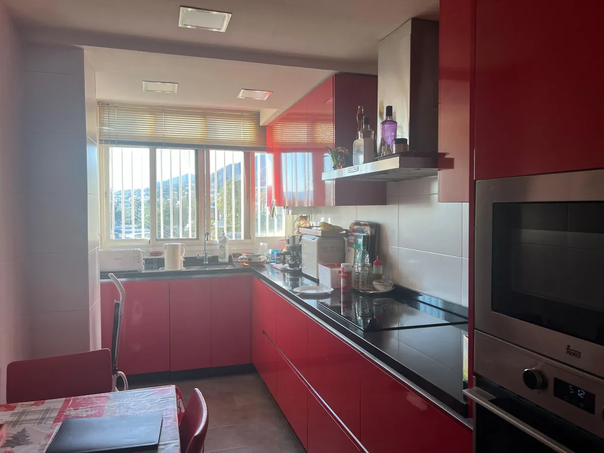 9f1b21b6-f9de-4008-93dc-23fadcdf9292