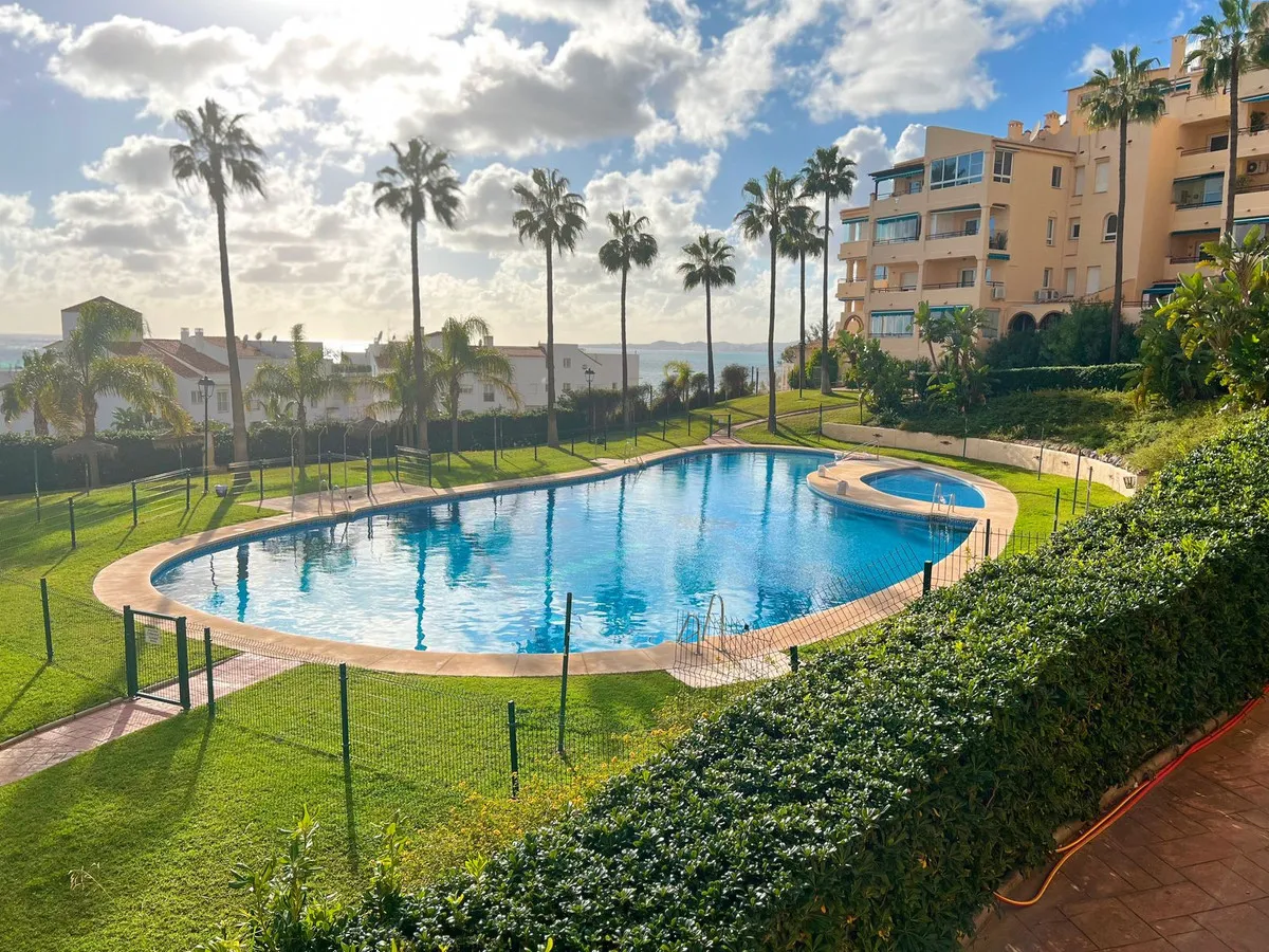 9696fae5-37e3-42b7-b945-a63e8f2bc0e5