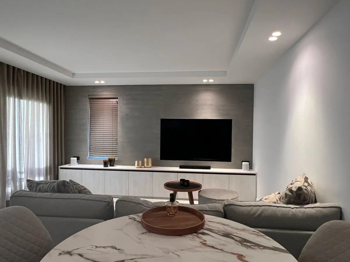 e314cbb1-dbb6-40ce-8c5b-7cb6602e5233