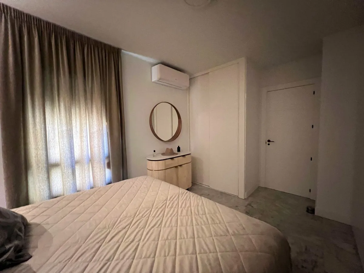 e73af079-d716-43d1-b236-a89896298825