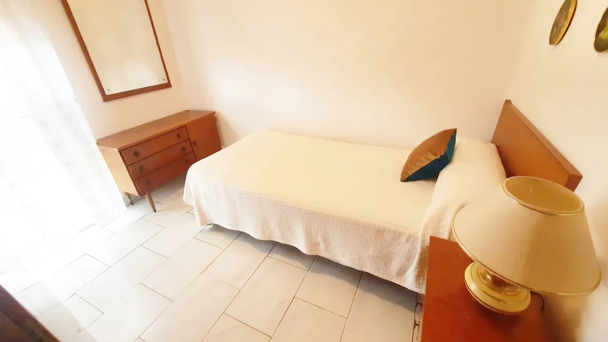 7700dfaf-4b57-45b2-aafe-8ae825ac398f