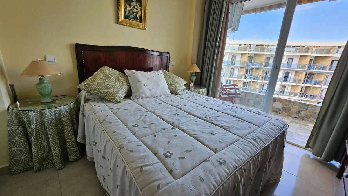 43ce0965-f78f-448f-a461-95981cfc37fa