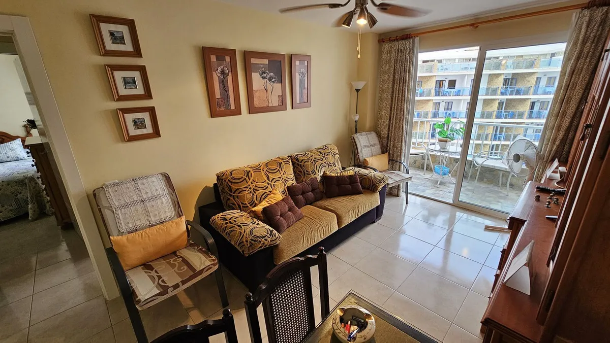 f4f273c8-603e-4d0c-b7c6-dd780ed8b17d