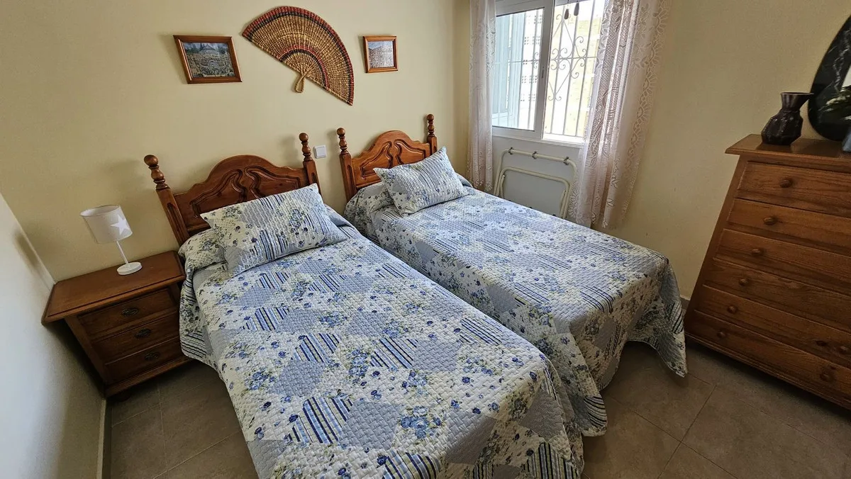 fac98c1e-d9f2-4eec-addc-957e1e5f68b0