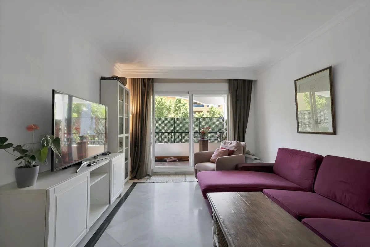 925fdd3b-19ac-418f-a5de-d84ec34ba885