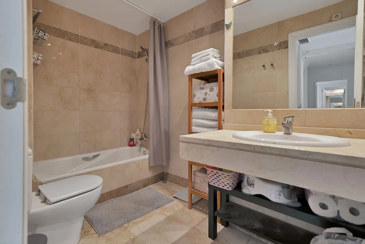 b65807cb-1d95-49ca-bb37-c68782a831ae