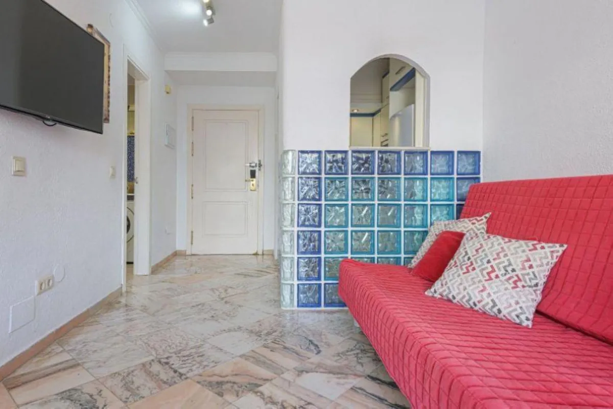 591732ad-32b2-4960-b0f4-aff7c6f6628d