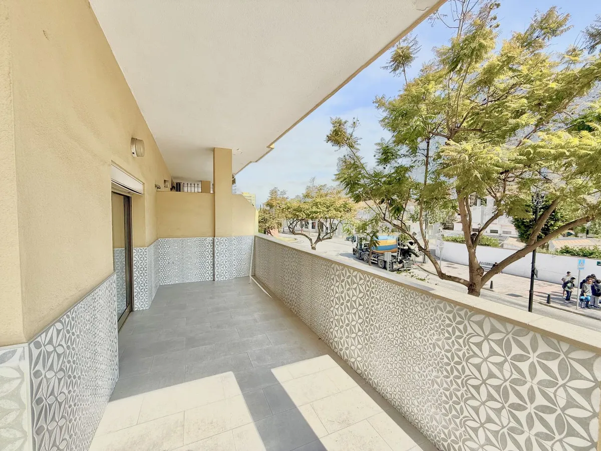 fa8c810d-a2e5-438b-8f09-e26b77560942