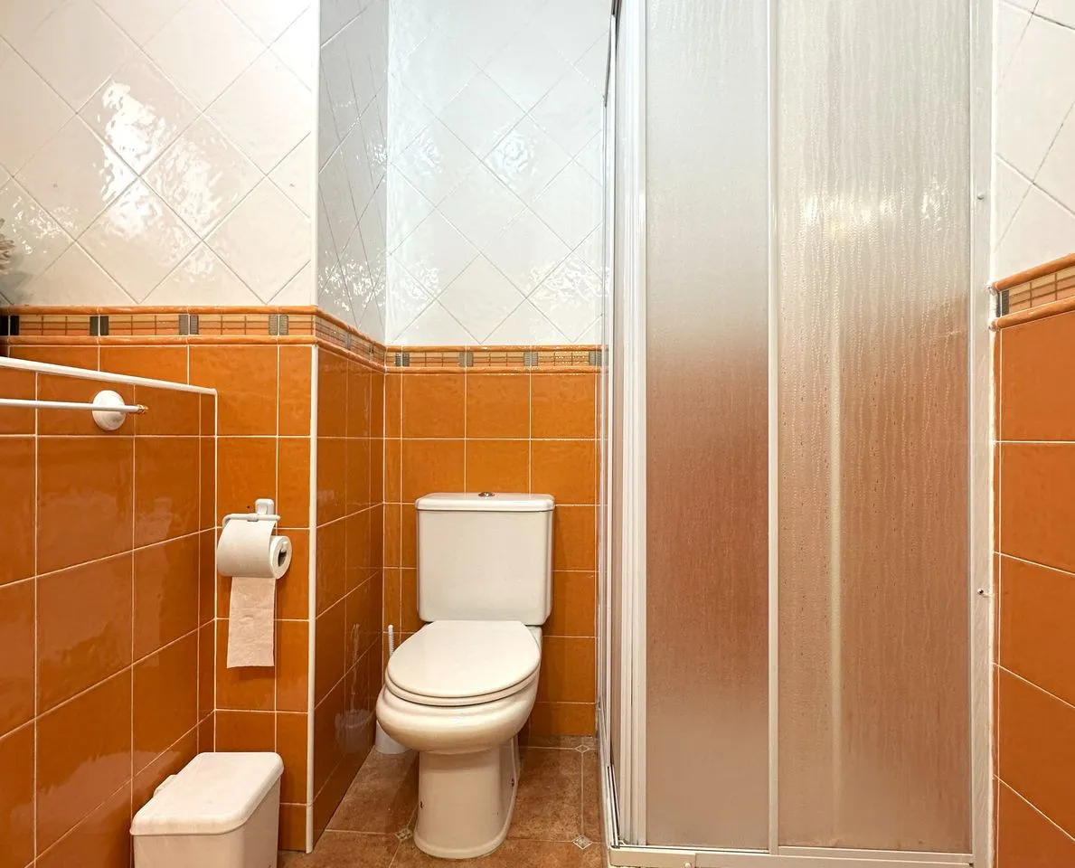 6b8c21d2-3dcd-4108-87af-fb3057e68bb0