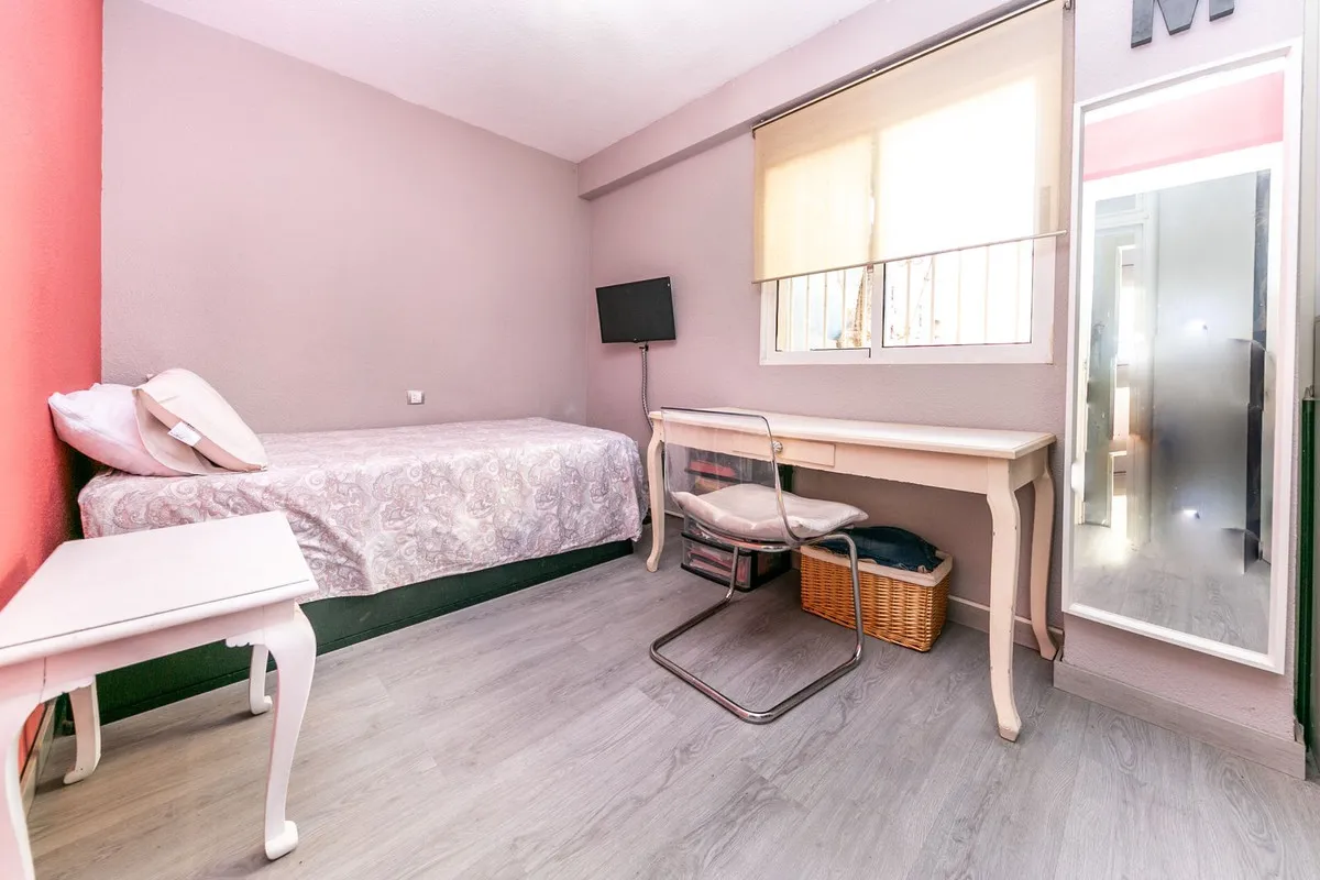 4e92df7e-7f92-4537-9cae-01e96229ae72