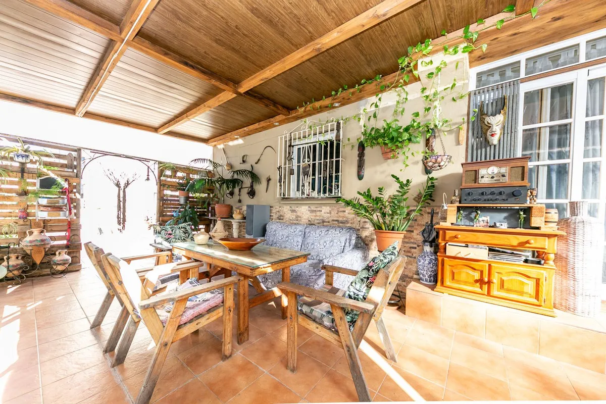 81405740-3ddc-49af-8d19-ba25a09f7f42