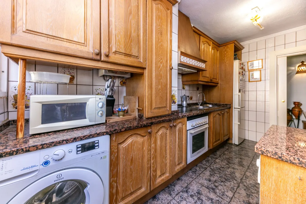 92fc1086-7e48-4ebb-bfc1-0307328d9d24