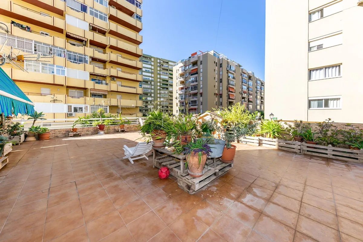 9822814f-0952-49cd-8216-2c7da455bd7f