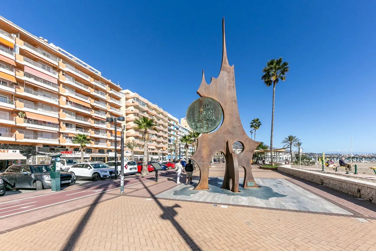 b8e5ffe0-5330-4d84-bde6-c569ed47d7a4