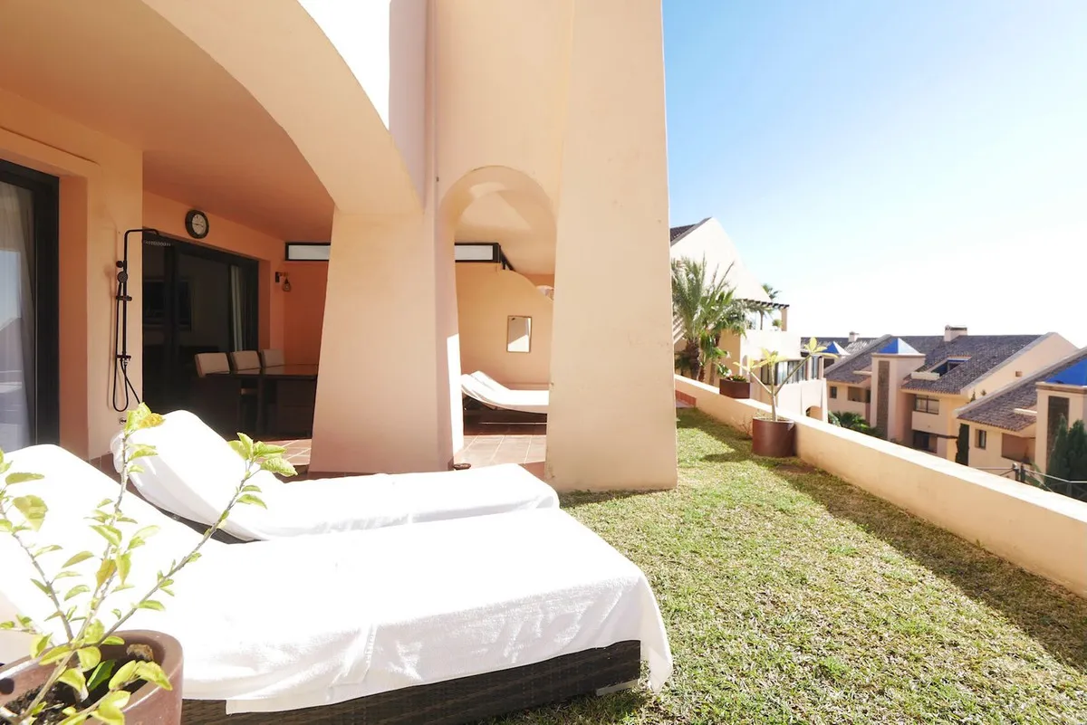 7ebc8066-491c-41c3-b25b-51c6b7886081