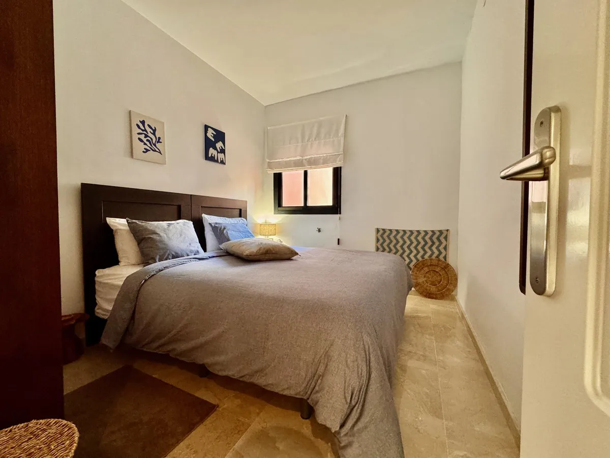 e49740b2-e312-41e8-99c9-4b3a49f11594