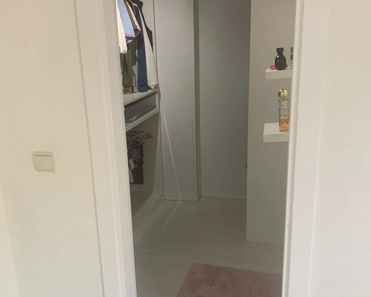 e0466dbb-2ee5-45dc-8f5a-57c7cb51c818