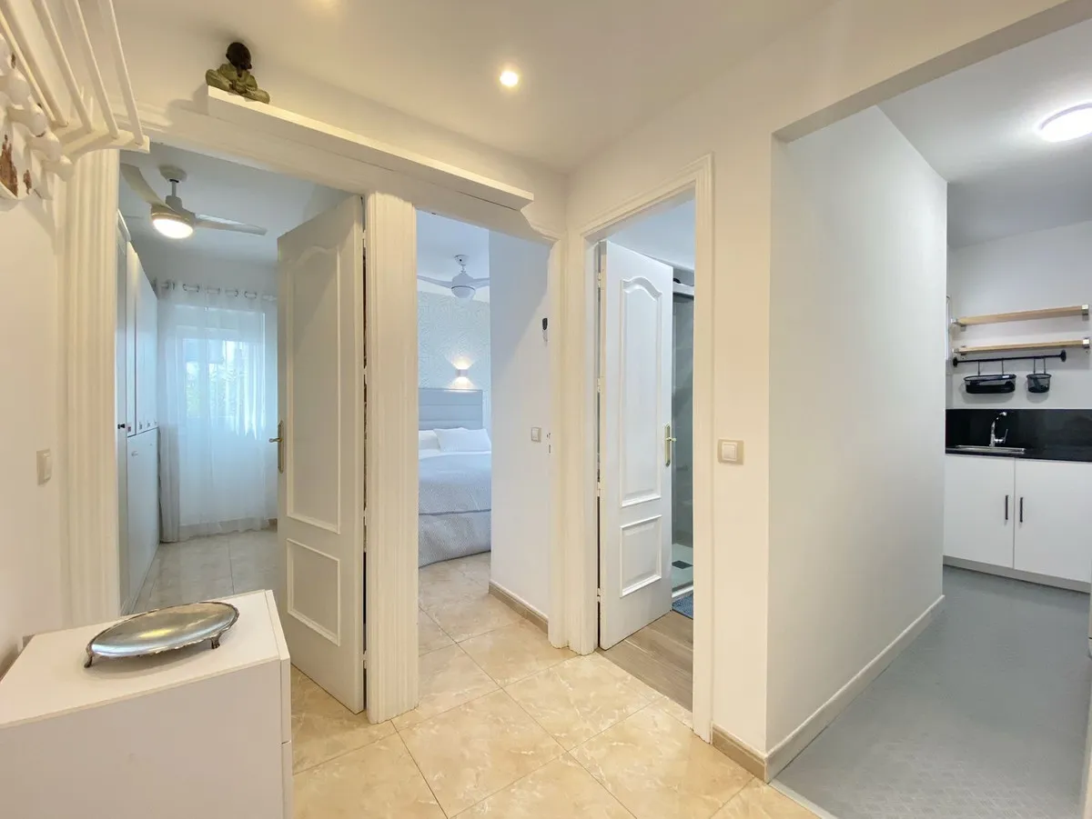 371dee1c-53c7-45c6-8c7f-1ef037664ccb