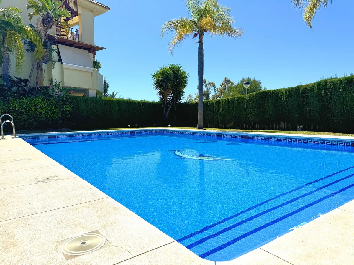 49dc1d30-5bda-4cbb-b117-dd447e75dabc