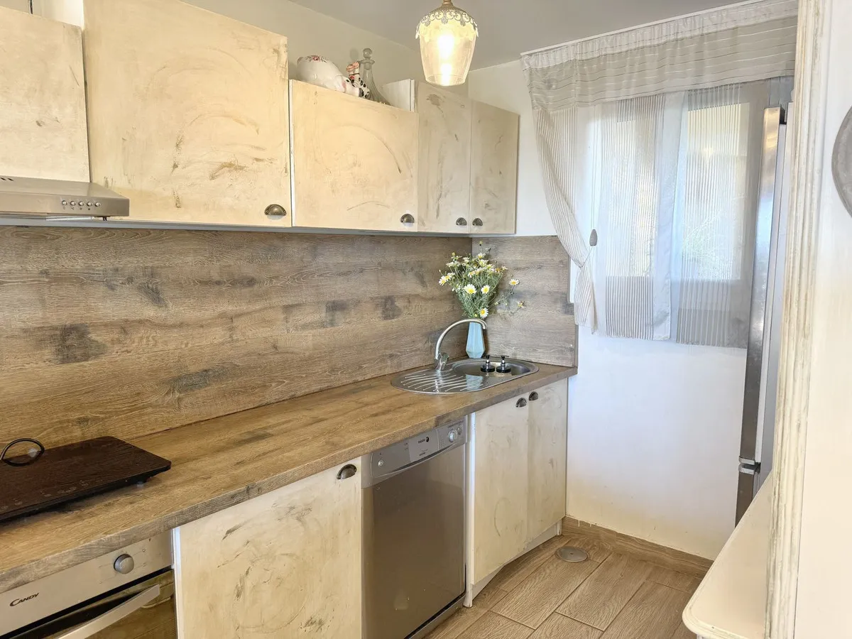 6c5be03f-58fc-4101-a71d-3cc744d90bb3