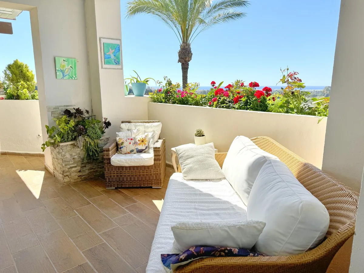 da1bcab0-b547-4096-b4e1-38d5bc186f11