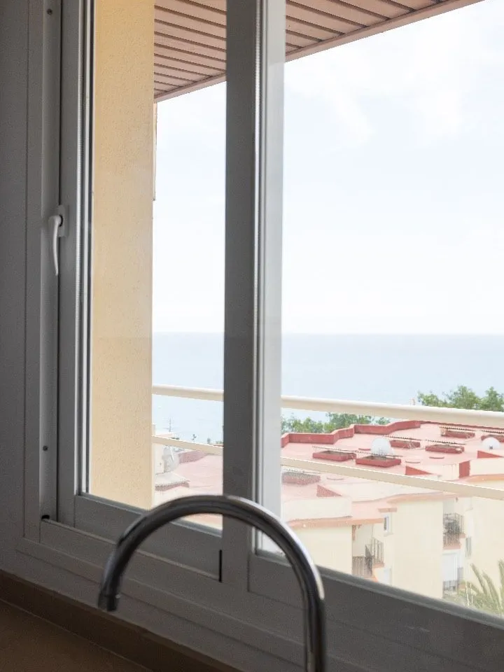 38ff6608-6b68-4f2a-9362-75d1263068f2