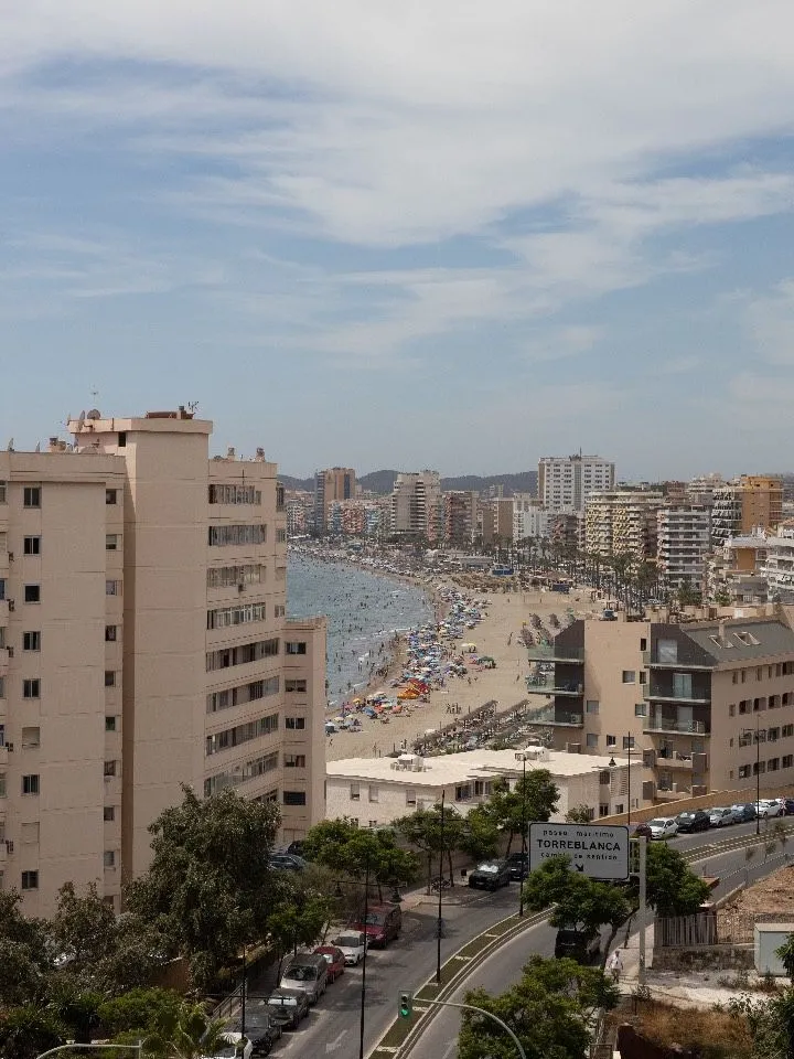 e2c81792-f4f3-41af-9780-9670b0256f37