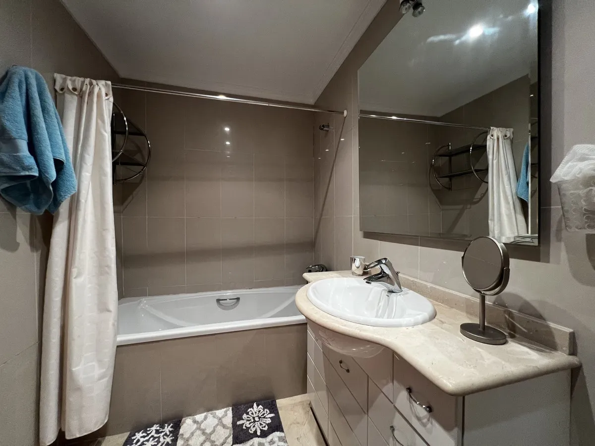 651dae8d-534c-4abe-b39e-901b4422578a