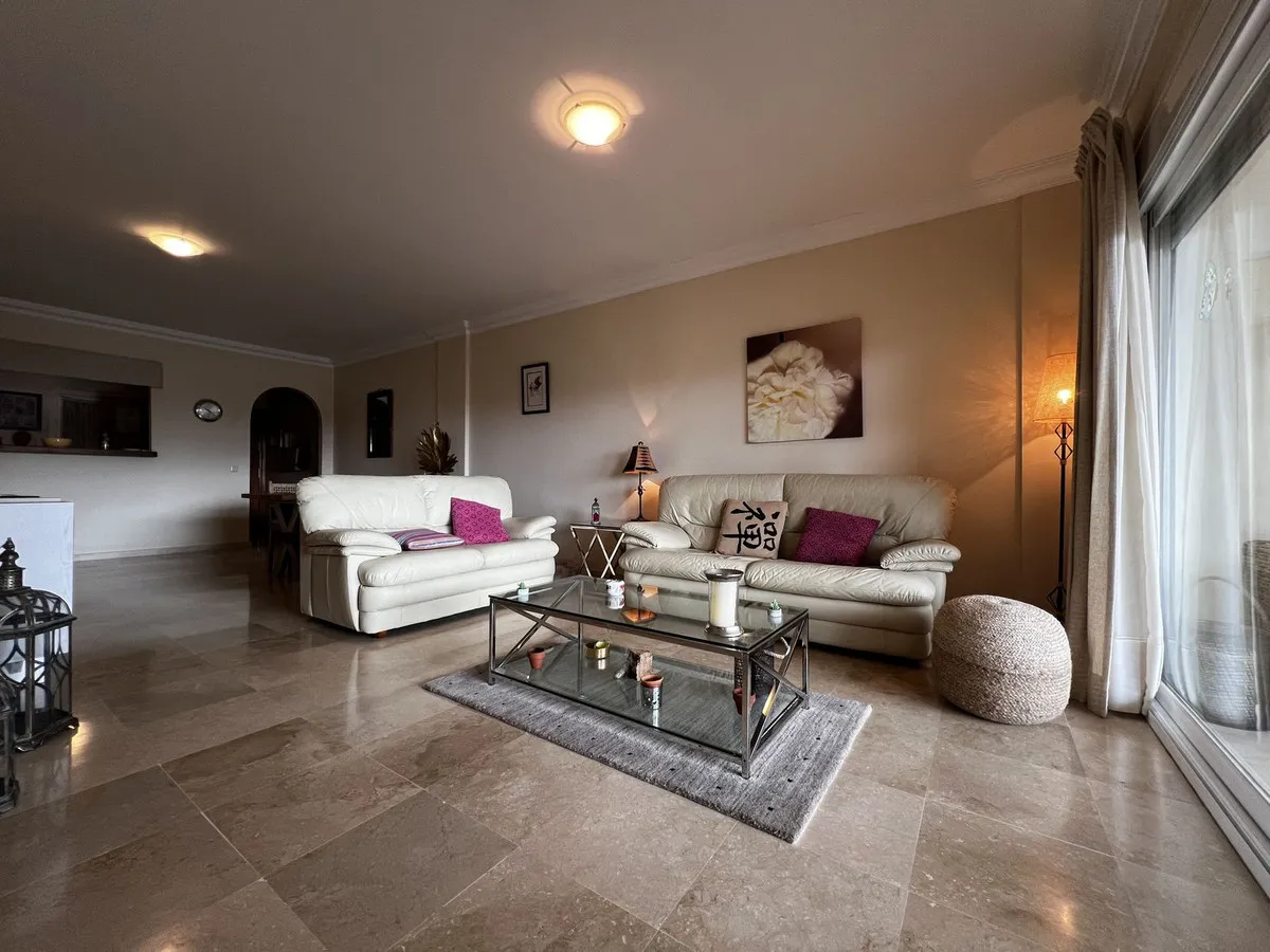 7db2848b-d8fa-4693-95cf-1f8727348e08