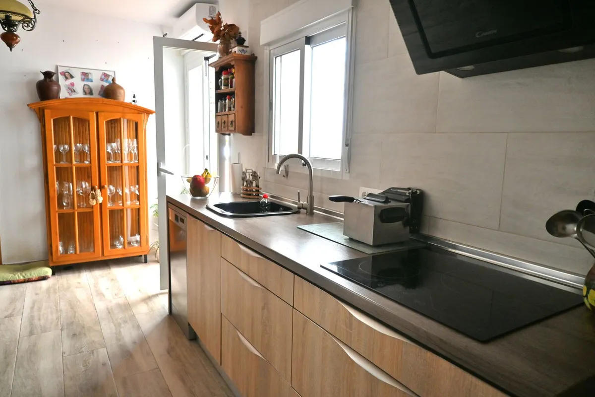 6be68ea2-02f3-41d1-8967-de4861182f64