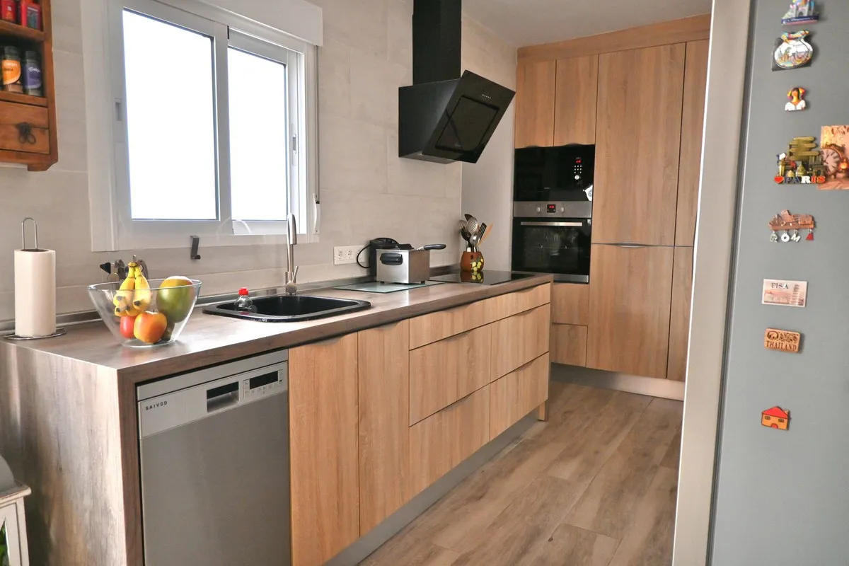 80bd9907-af86-41fc-add4-738b69c9c514