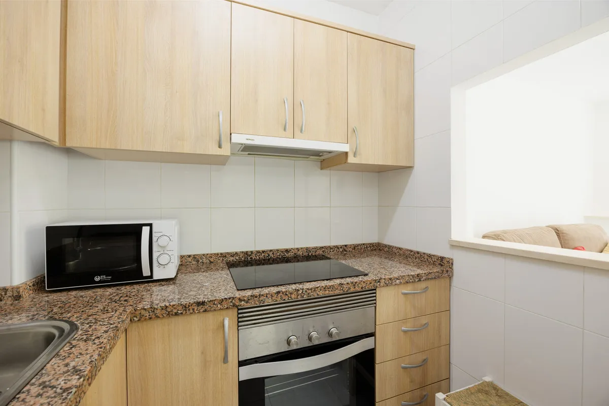 0b24c1cc-29cd-41a5-90dd-0ffd8d142876