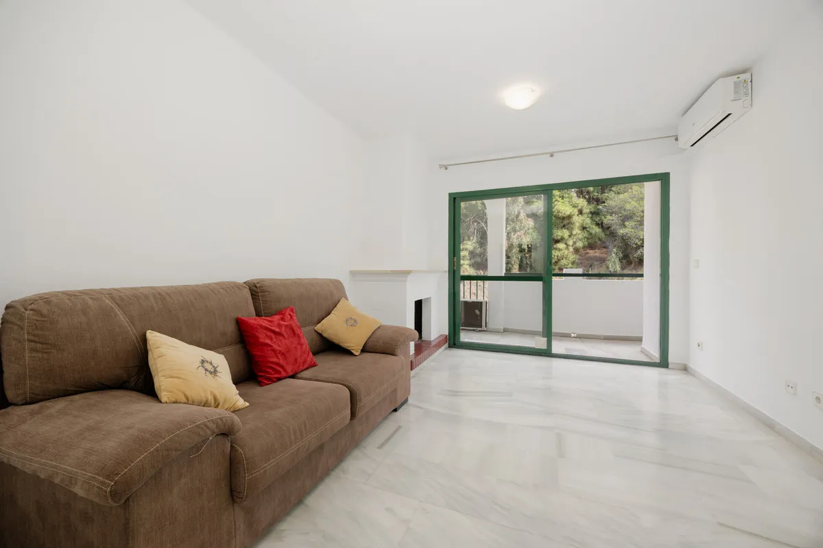 2551dc29-d409-4872-b473-dc20e9b9d789