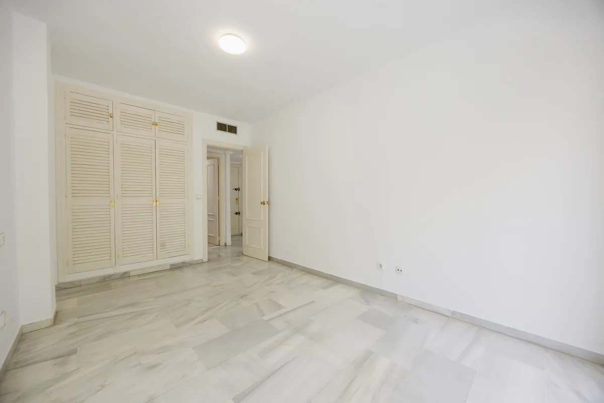 d0fdce7f-89a4-41ef-b986-1ba7b23b9fed