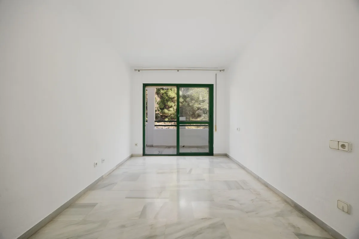 d9697869-0103-4aaf-bd48-b155d326a924