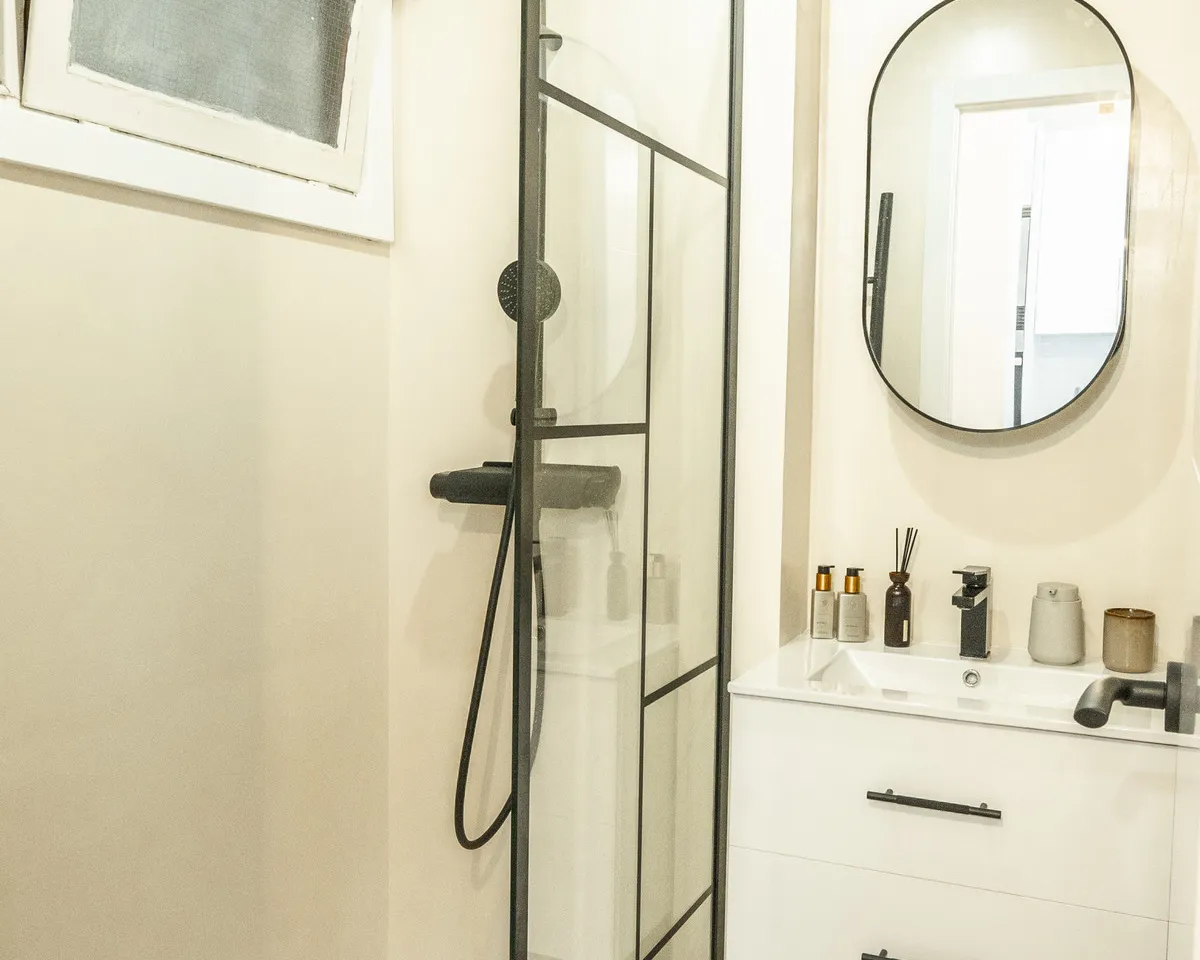 a2b1db29-3279-4188-86c1-d23f947f46bc