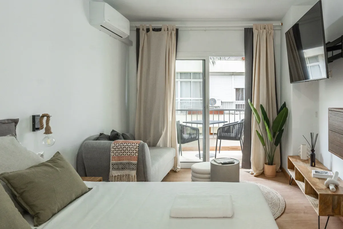 f1a4a70f-8544-49e4-98a6-e95ca29327a8