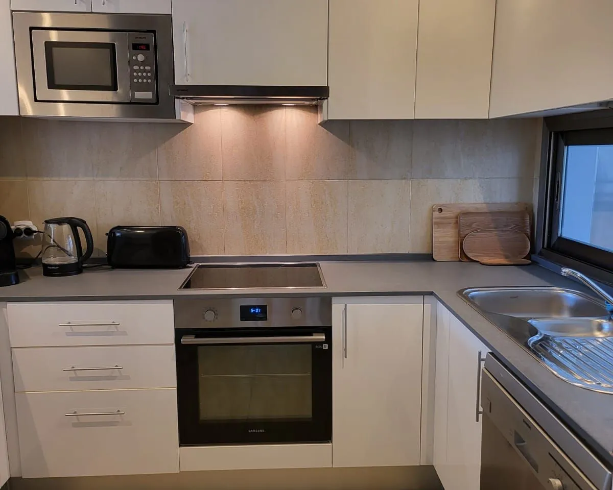 aa4b43dd-5a76-4107-953c-275941a7b5d7