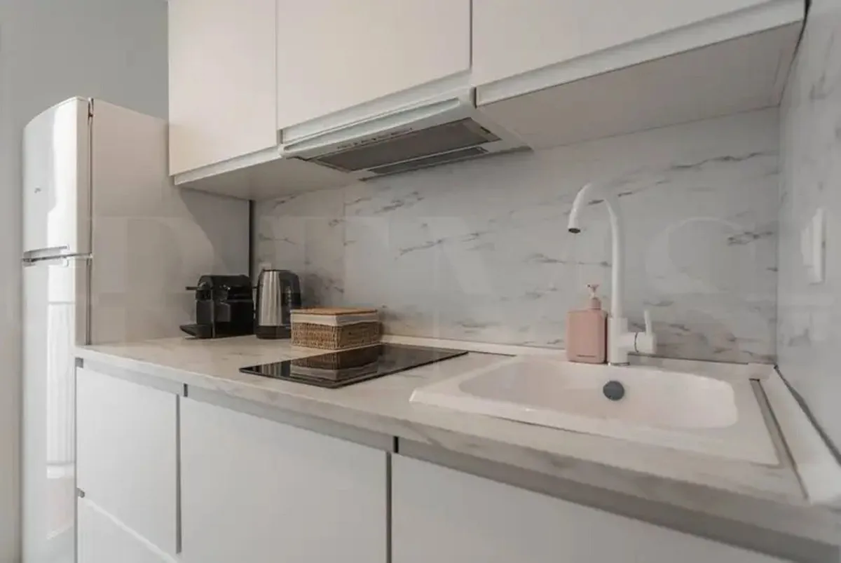 045c1fb3-8e47-4b46-81ba-9d4c8c3cce53