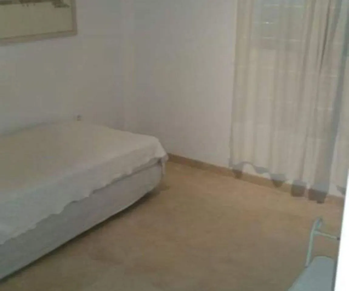 a6c1da63-d5d6-41a5-8e58-68cededa01db